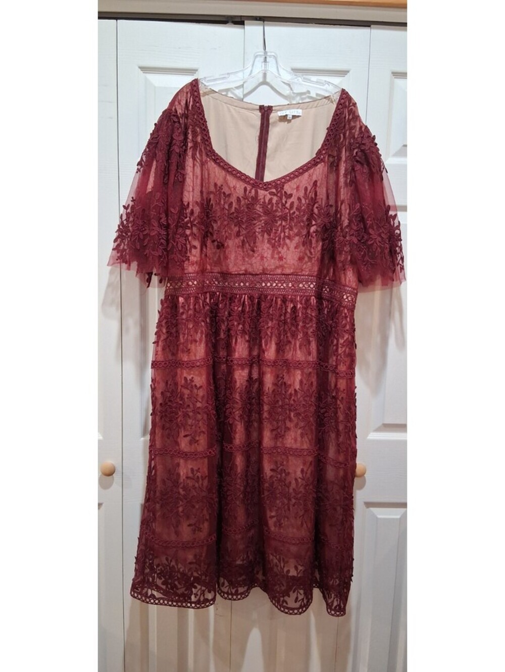 Ivy City Co. Burgundy Lace Embroidered Midi Dress Plus Size 5X Flutter Sleeve